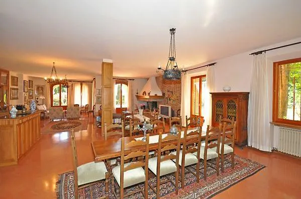 Villa Lauretana Torrita di Siena 0*,